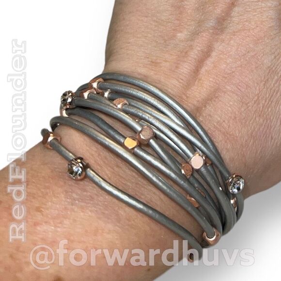 Silver Strand Vegan Leather and Rose Gold Metal Bracelet with Magnetic Clasp - Picture 5 of 8